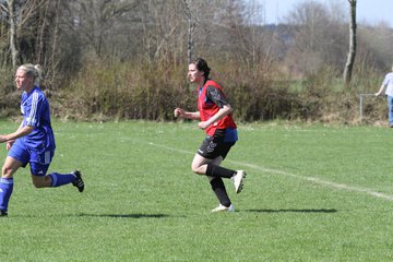 Bild 78 - Frauen am 10.4.11